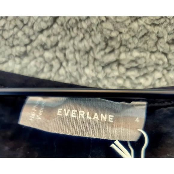 Everlane Front Button Eyelet Lace Tank Black Lined Size 4 NWT Boxy Crop Boho - Picture 2 of 4